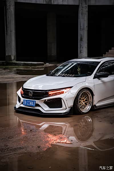 【十八子原创】改装大片之airbft气动宽体思域废墟中的逆天颜值