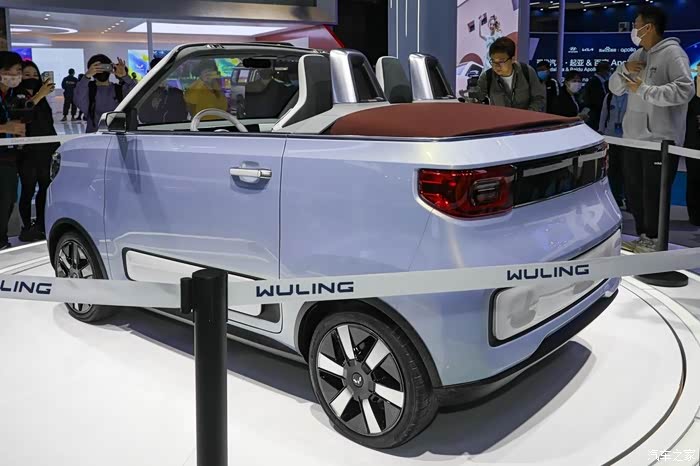 【迎暖春送积分】上海车展五菱宏光miniev敞篷款