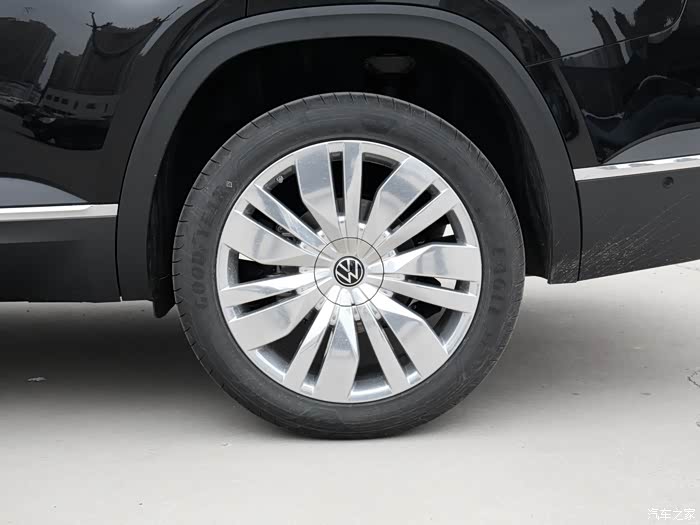 改款旗舰途昂这轮毂忒丑了