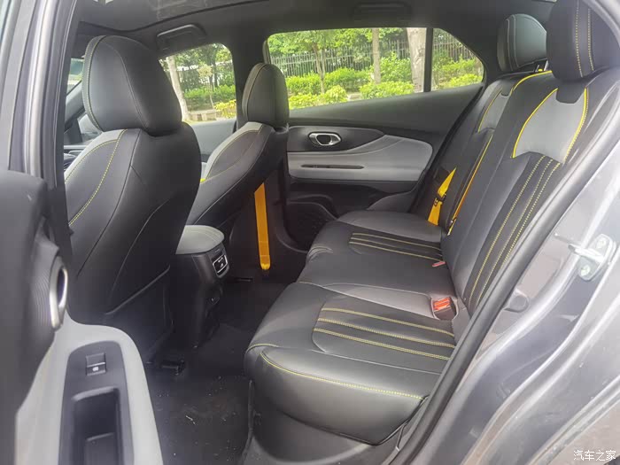 年轻人的理想新座驾,影豹的魅力就是这么大