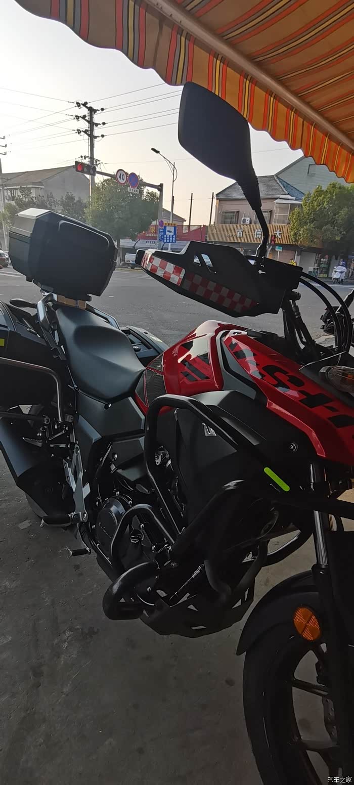 替基友出国四铃木dl250