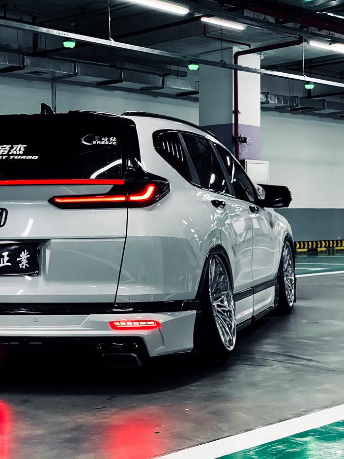 粤皓社本田皓影不务正业低趴姿态美图分享