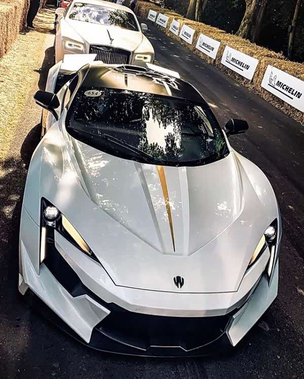 莱肯hypersport布加迪威龙看了都要靠边站