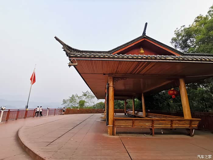 跟着老婆全国游第十季14勐梭龙潭探神秘观景台上看澜沧