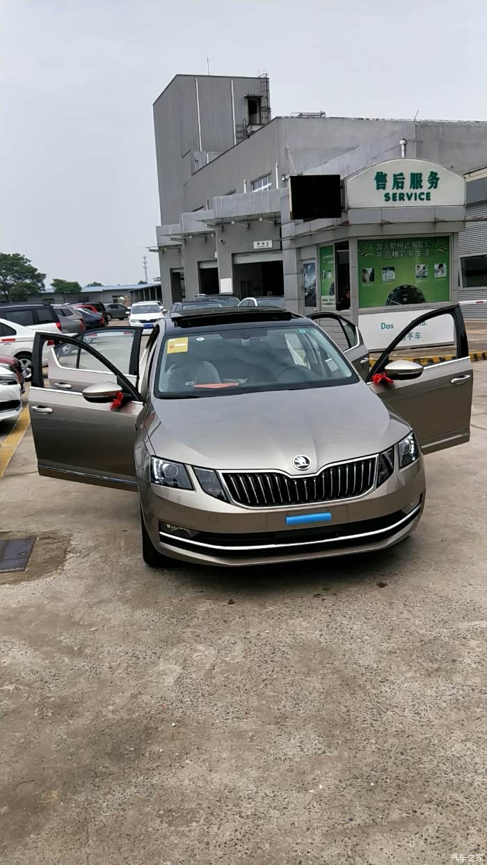 各位晒晒你们自己的小明锐各种颜色来一张吧