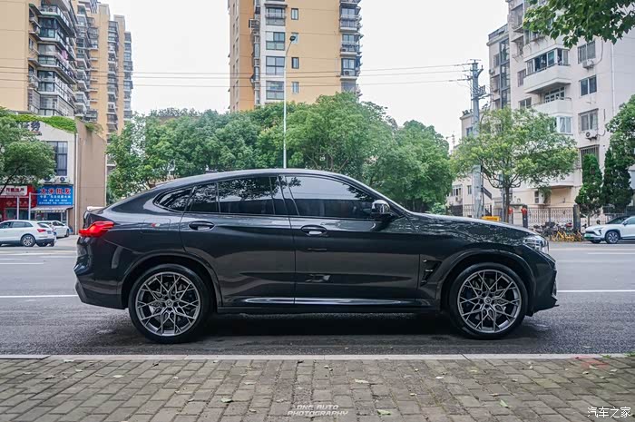 宝马x4孪生兄弟x4m搭配hreff10