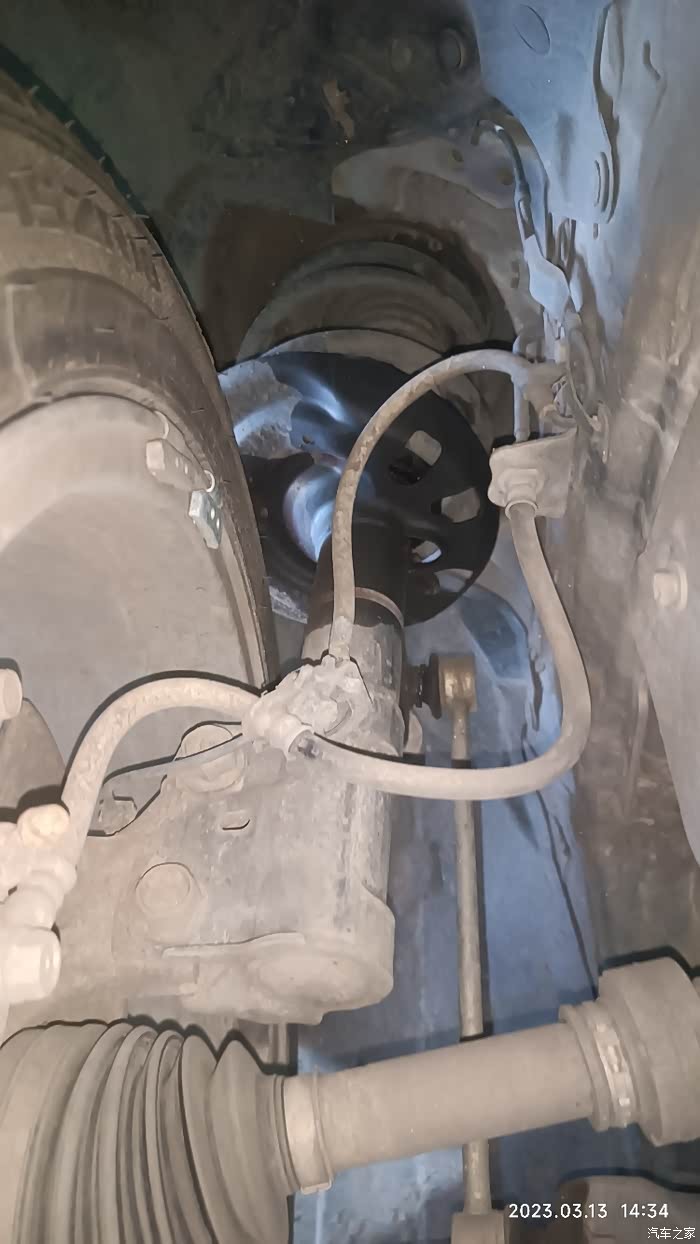 【图】八代凯美瑞前减震漏油 两个简单两个减震都漏油_凯美瑞论坛