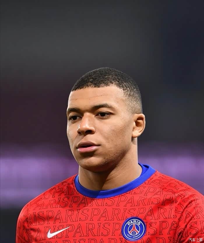 颜值很高的足球员