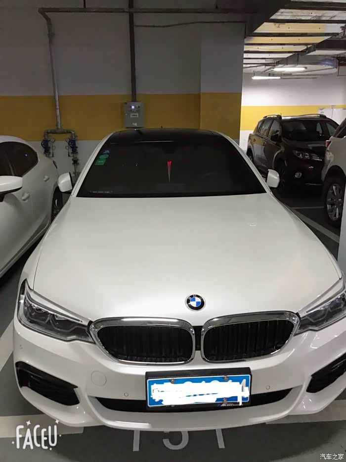 【图】大家觉得白车配黑顶怎么样,个人感觉怪怪的,_宝马5系论坛_汽车