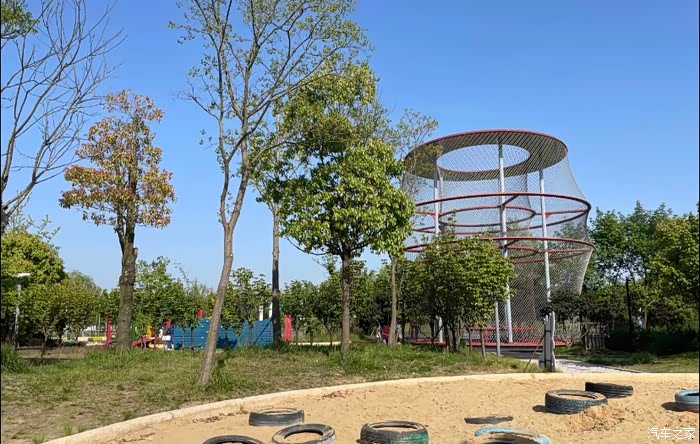 自驾荣威rx5max打卡周庄绿乐园