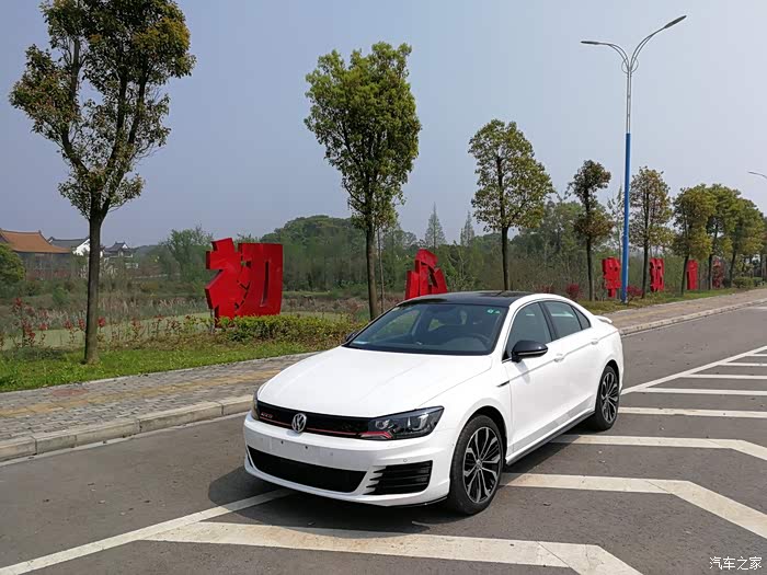 【图】少见的凌渡gts白色来一发_凌渡论坛_汽车之家论坛