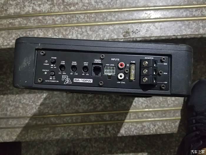 【图】dsp功放 十寸德国低音炮_北京现代ix35论坛_汽车之家论坛