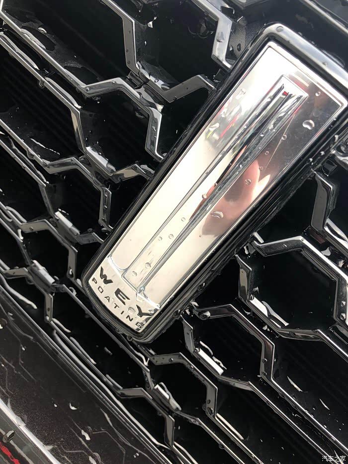 就这个标志让我远看以为林肯