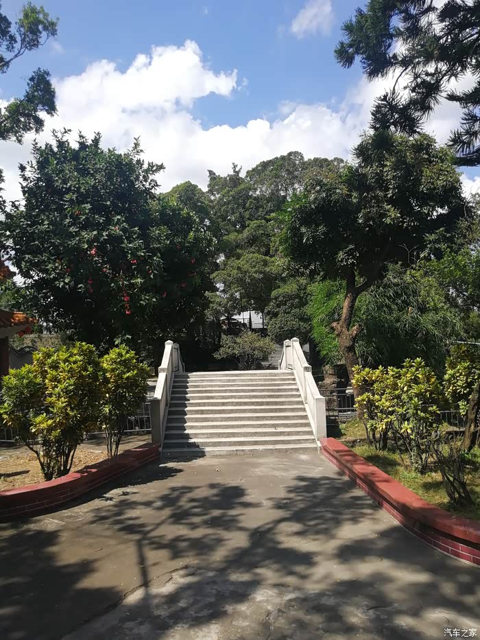 逸路有你-逸起游览洪圣公园