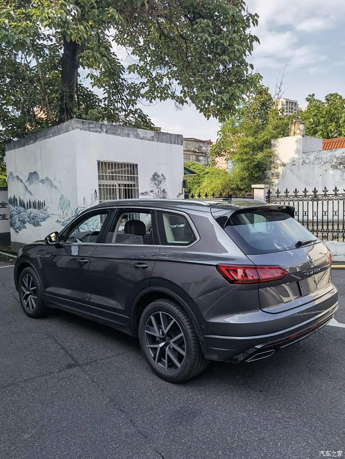 【图】古典灰锐享提车!_途锐论坛_汽车之家论坛