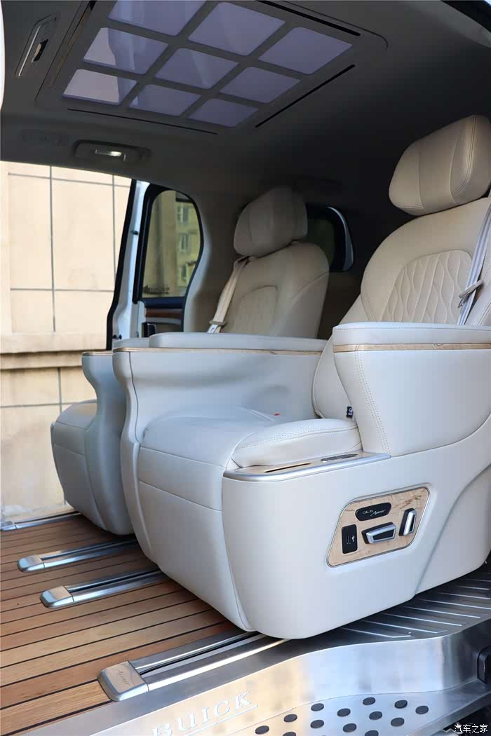 别克gl8航空座椅 不仅仅是舒适!
