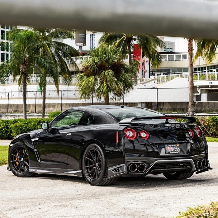 【图】霸气十足的战神gtr r35,帅气时尚