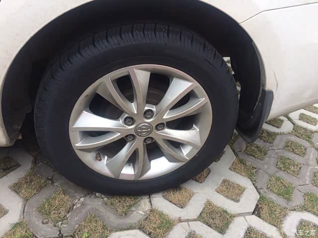 新轮胎低价转让