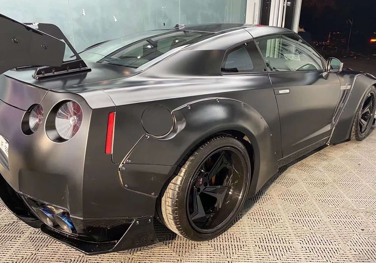 尼桑战神lb宽体套件nismo二代包围