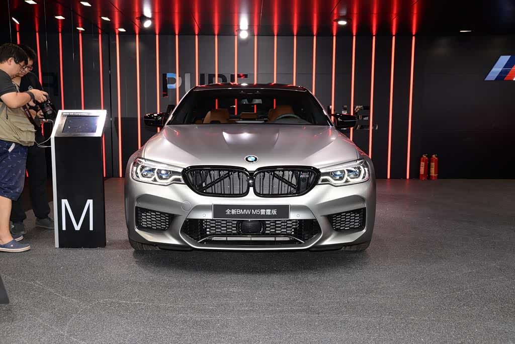 原图来了北京车展首发宝马m5外形俊俏帅到爆炸感兴趣否