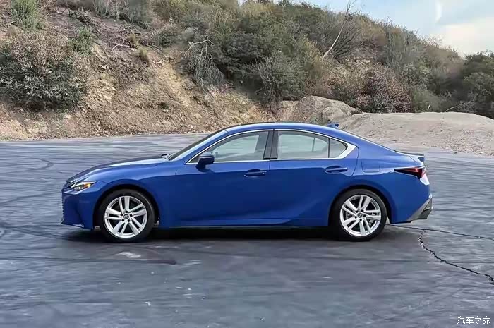 爱车就来拍2021款雷克萨斯is300