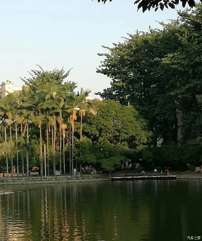 和沃尔沃s60l自驾游潘州公园景区