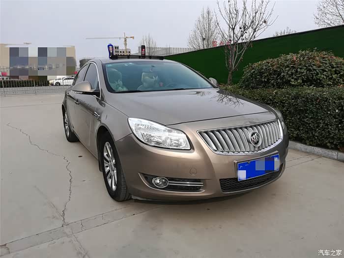 守护十载,相爱10年不离不弃---2010款手动档君威写真