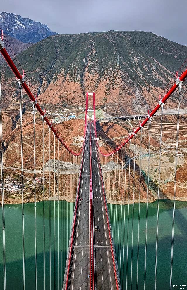 热情似火的八月带唐dm自驾康巴感受不一样的美不一样的文化