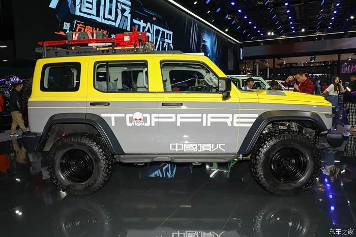 迎暖春送积分上海车展坦克300顶火版外观赏析