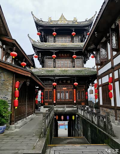 南津关古城-连峰楼