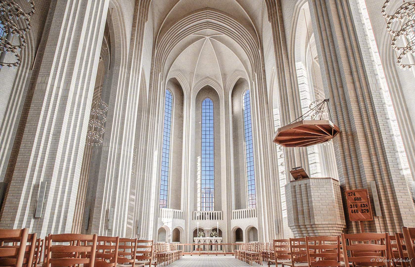 管风琴教堂,位于丹麦哥本哈根,是世界少有的表现主义风格的建筑