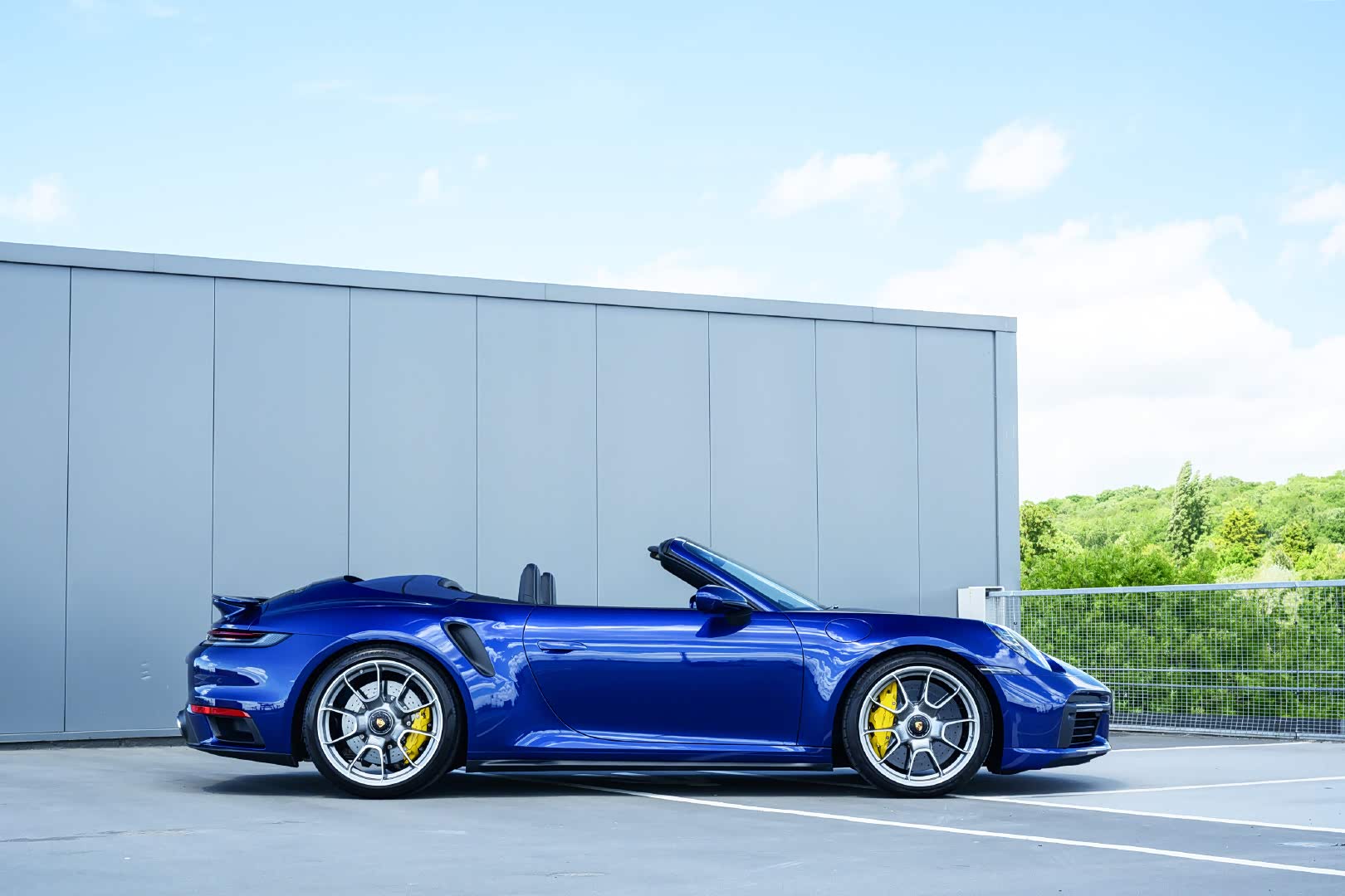 金钱收割机2021 porsche 911 turbo