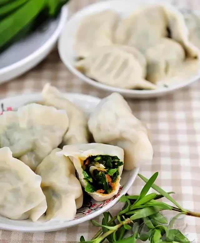 饺子无疑在北方人饮食方面,扮演着非常重要的角色.