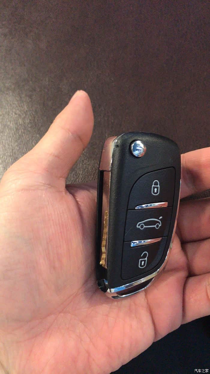 我的长城欧拉r1改车装饰过程