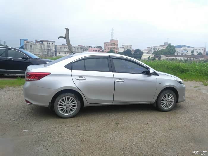 2021款威驰金属银色有哪个大哥提了?有图欣赏麻?