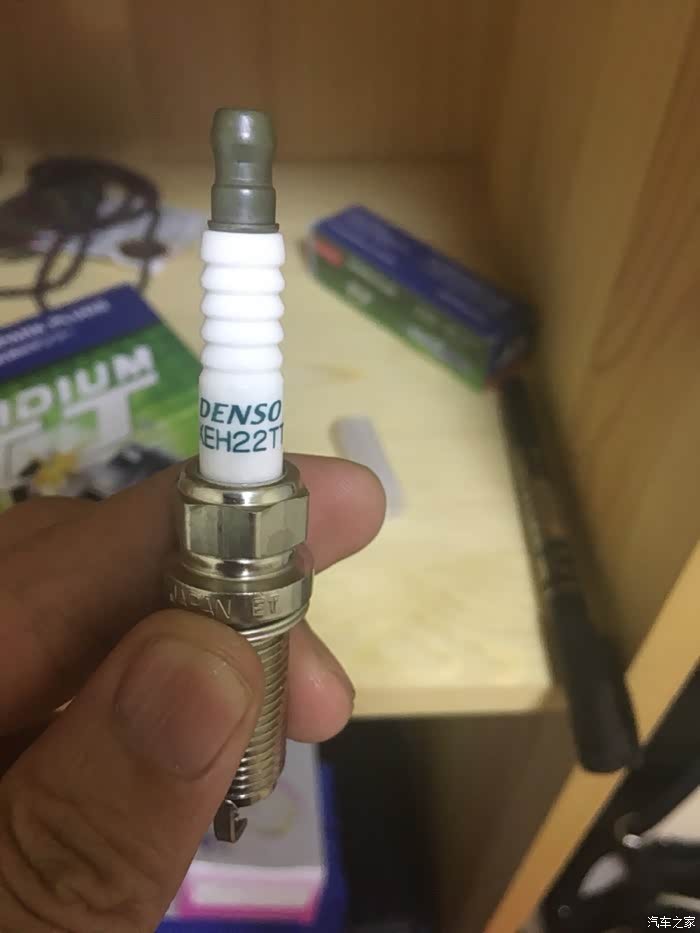 11款天籁2.5v6火花塞型号问题