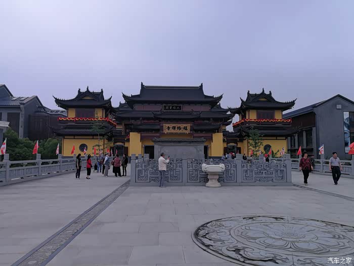 【万物复苏送福利】游览上海福缘禅寺