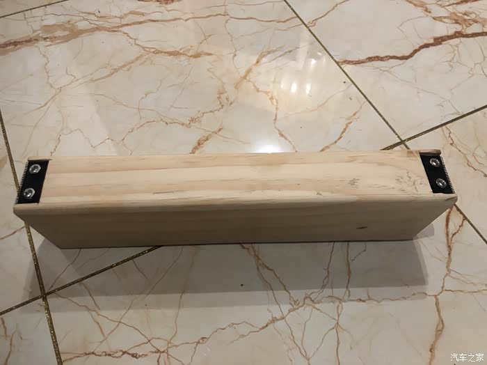 自己diy了座椅下挡板求赞