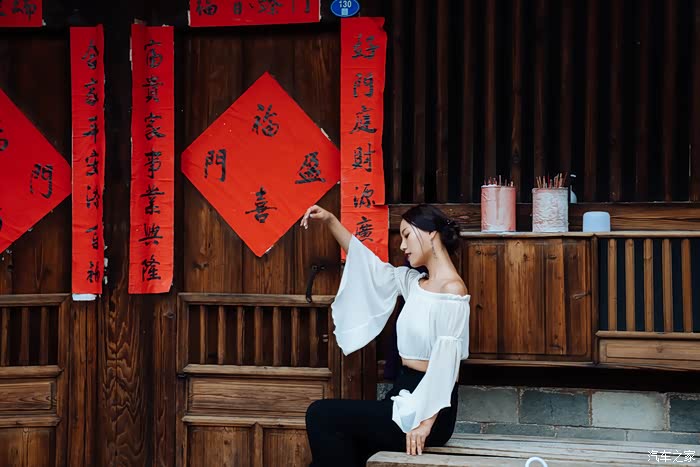 【燕楠酱】围楼入画—自驾奔腾t55,开启一场打破次元壁的穿越