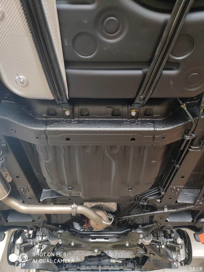 广汽传祺gm6底盘装甲完成作业