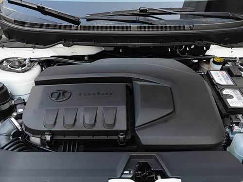 北汽绅宝x65车发动机舱特写