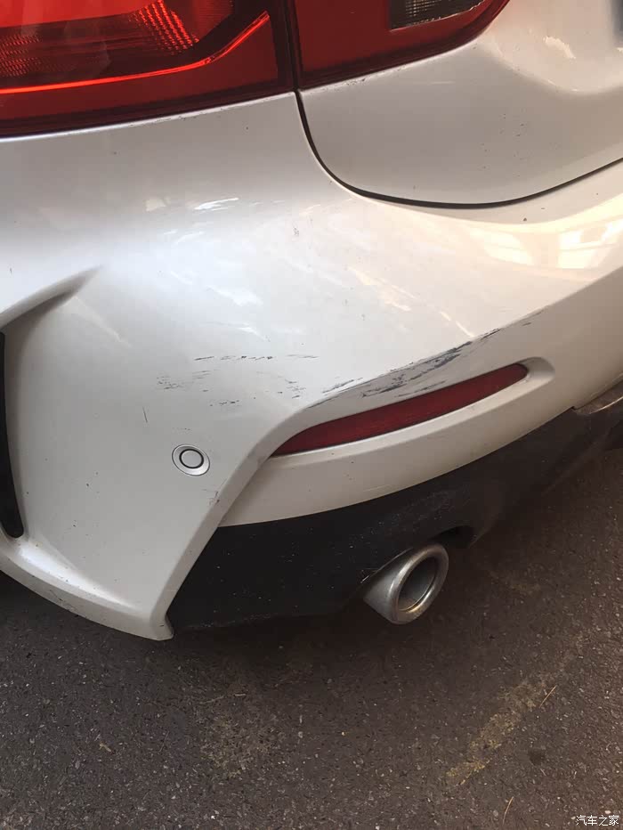 晚上停那被剐蹭了,郁闷