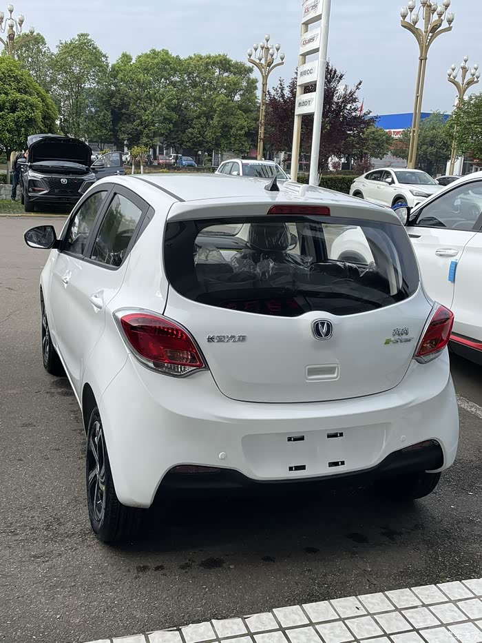 【图】长安奔奔- e star 好车不贵的国民家轿_奔奔ev论坛_汽车之家