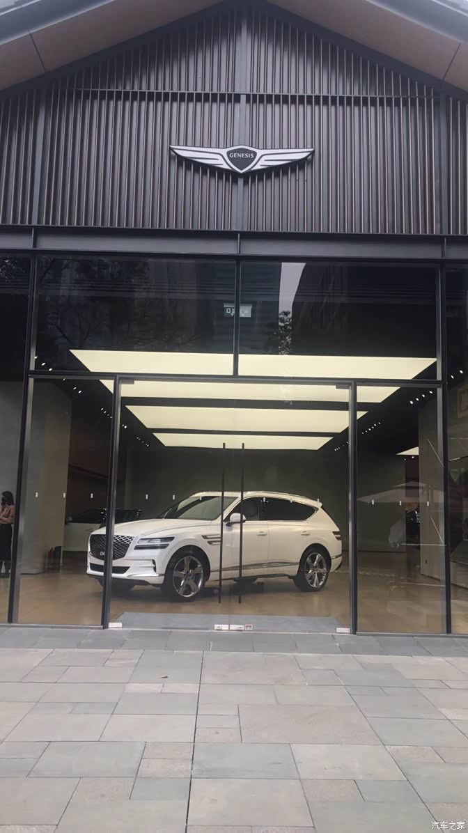 【图】成都太古里店访英俊小生捷尼赛斯_捷尼赛思g80论坛_汽车之家