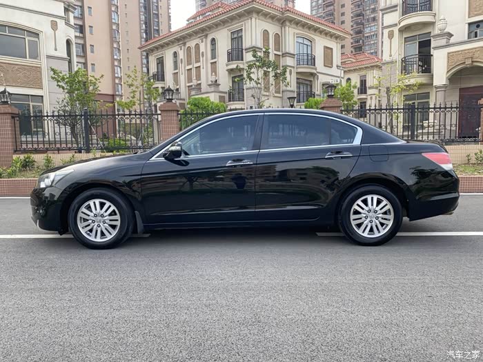 出售八代雅阁35v6