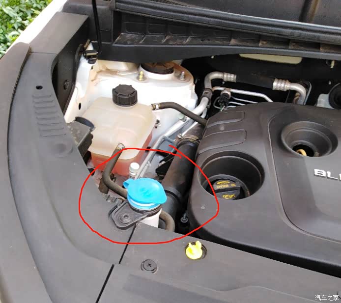 【图】闲的没事自己动手给55添加玻璃水_长安cs55论坛_汽车之家论坛