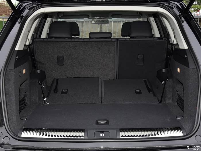 【图】后备箱,后座够宽敞_红旗hs7论坛_汽车之家论坛