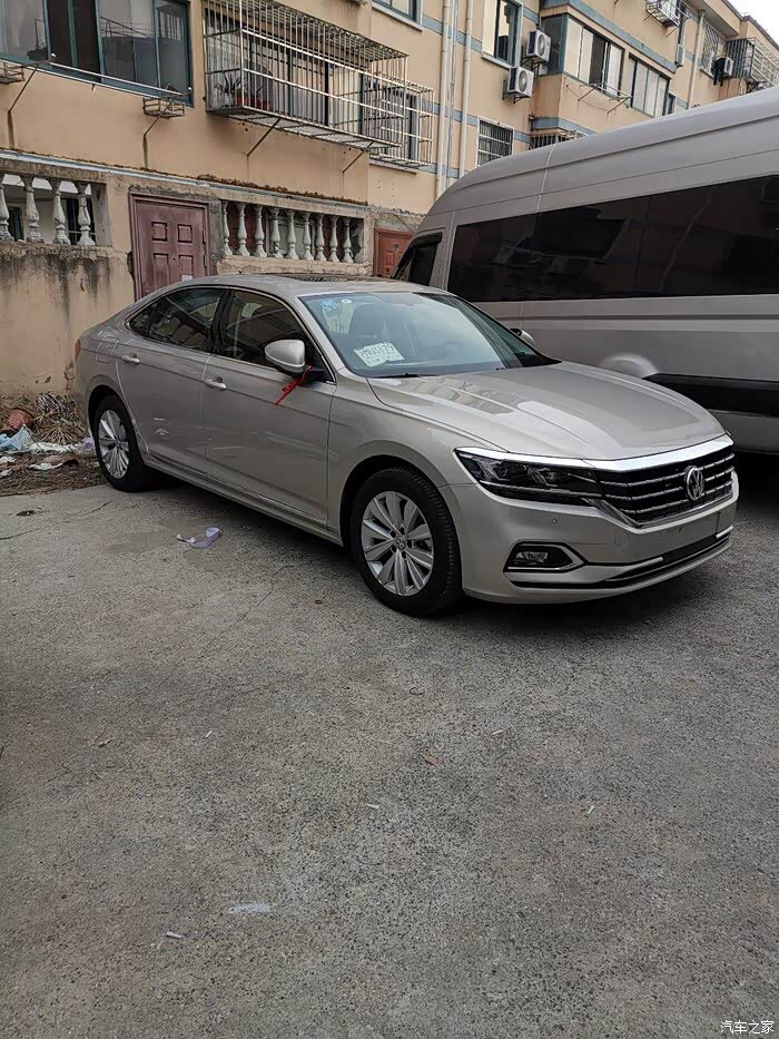 2019款330豪华银色图片_帕萨特论坛_汽车之家论坛