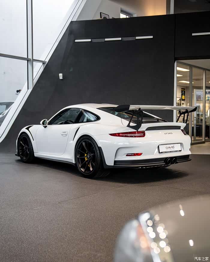 保时捷 911 gt3 rs,martini涂装真香