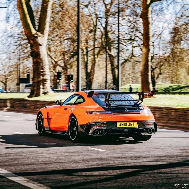 动力强悍 身姿帅气 奔驰amg gt 橙色涂装